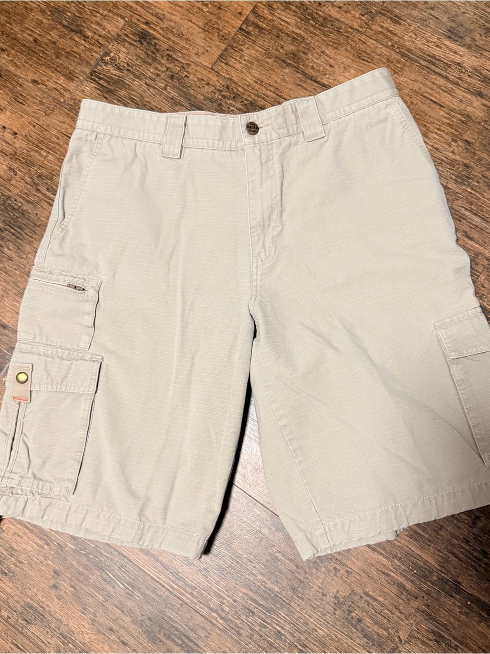 Eddie Bauer Light Tan Cargo Shorts Sz. Mens 34